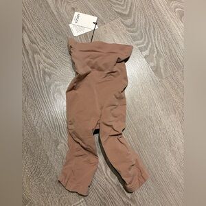ARITZIA Tan Seamless Shapewear, Size Small (NEW)